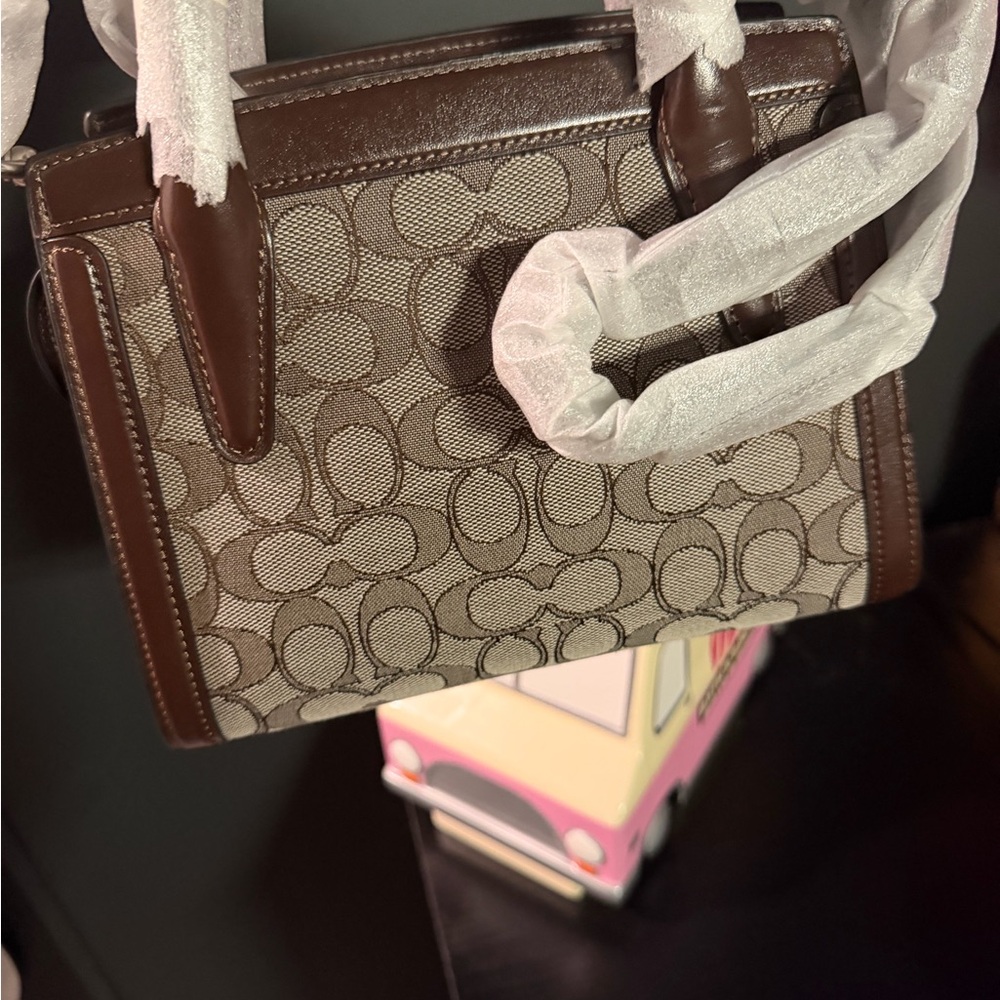 Coach Andrea Carryall bag in signature jacquard - Picture 2 of 10